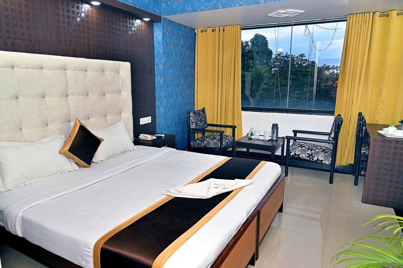 Hotel Rajhans International Bhāgalpur Buitenkant foto
