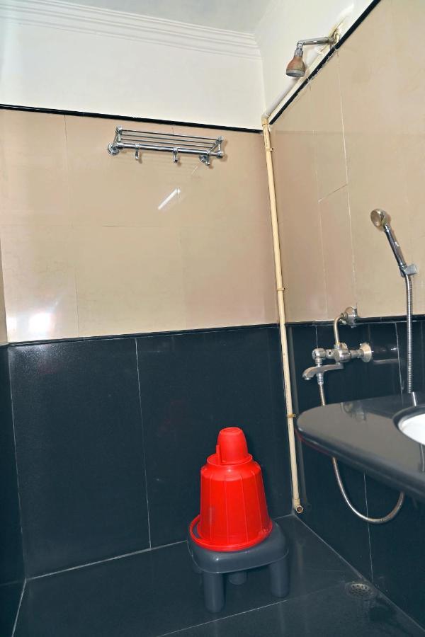 Hotel Rajhans International Bhāgalpur Buitenkant foto