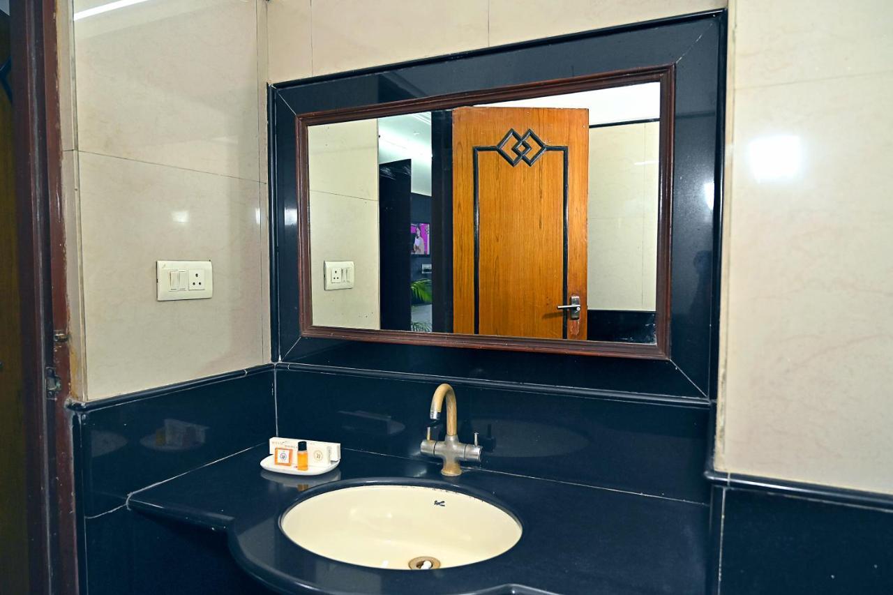 Hotel Rajhans International Bhāgalpur Buitenkant foto