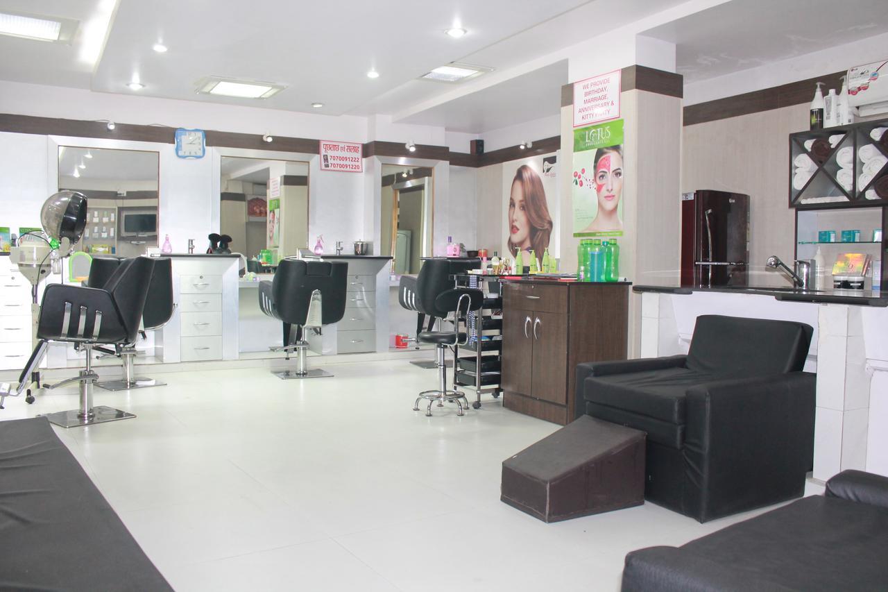 Hotel Rajhans International Bhāgalpur Buitenkant foto